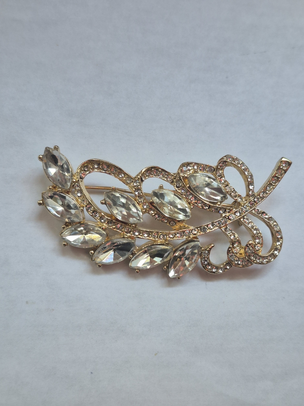 Vintage Rhinestone leaf brooch
